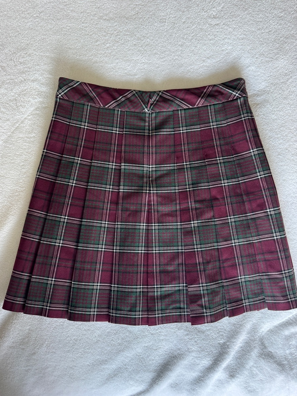 Aritzia Sunday Best Olive Burgundy Plaid Pleated Mini Skirt